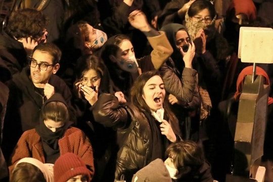 Làn sóng phản đối tại Iran sau sự cố bắn nhầm máy bay