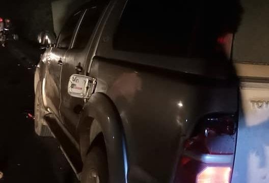 Dừng sửa xe bên đường, người đàn ông bị xe tải đâm tử vong trong đêm  ​