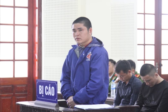 Nam thanh niên băng rừng 'cõng' hồng phiến về Việt Nam