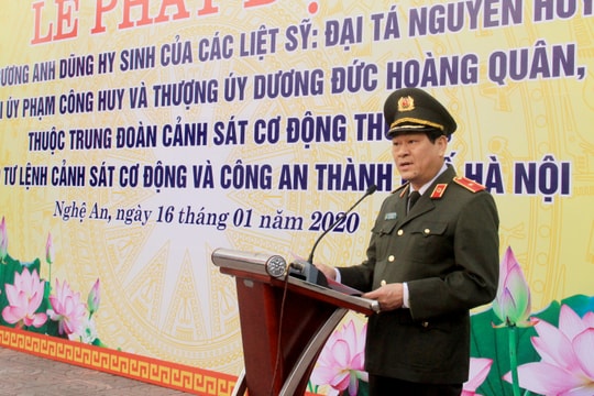 'Gương anh dũng hy sinh của 3 đồng chí công an đã góp phần tô thắm thêm lá cờ đỏ sao vàng'