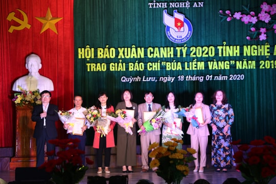 26 tác phẩm báo chí Nghệ An được trao Giải Báo chí “Búa liềm vàng” năm 2019