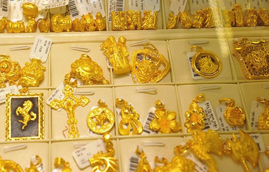 Giá vàng trong nước lại tăng mạnh