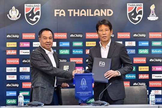 HLV Nishino chỉ ra điểm yếu của Thái Lan; Xuân Mạnh cầu mong sẽ trở lại mạnh mẽ trong năm mới