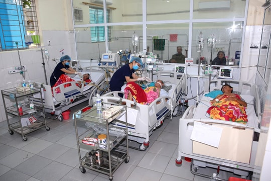 Việt Nam thành lập Đội phản ứng nhanh chống dịch viêm phổi do virut corona