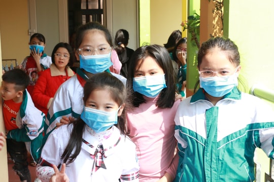 Một phụ huynh Nghệ An tự nguyện cho con nghỉ học sau khi đi du lịch về từ Trung Quốc