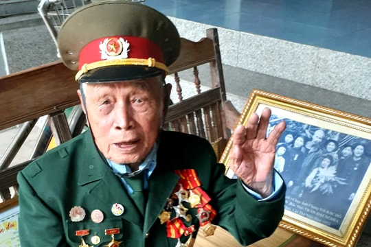 'Báu vật' của người lính già làng Vĩnh