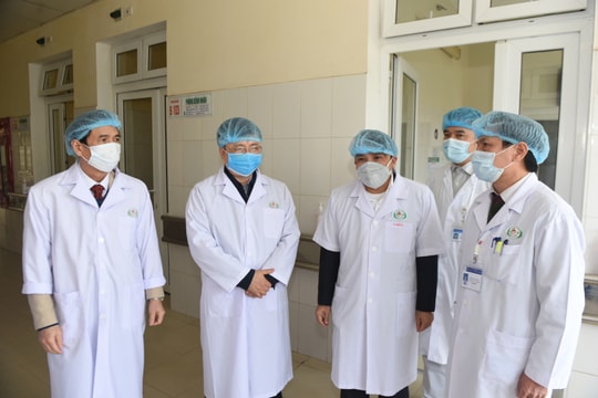 Thủ tướng yêu cầu tạm dừng các lễ hội để ứng phó dịch Corona