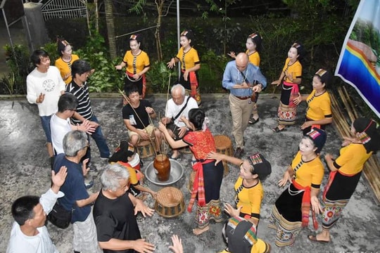 Không nhận, đưa du khách tới vùng có dịch bệnh do virus Corona