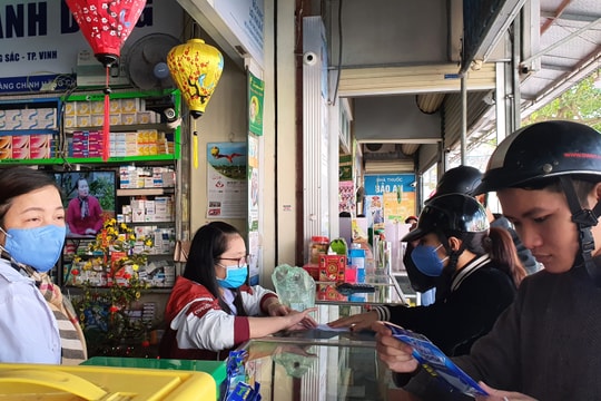 Giám đốc Sở Y tế Nghệ An: Sẽ rút giấy phép kinh doanh nếu nhà thuốc tăng giá khẩu trang