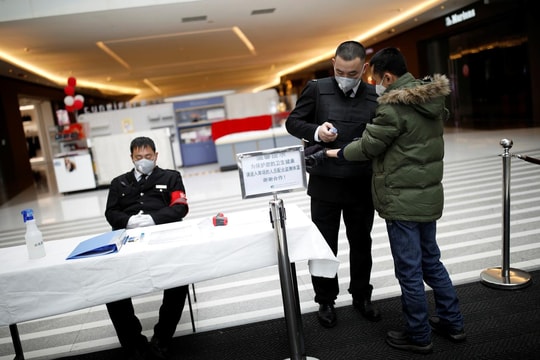 Trung Quốc nói Mỹ tạo ra và lan truyền nỗi sợ sau dịch bệnh Corona