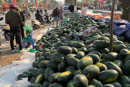Trung Quốc 'tê liệt' vì Corona, con virus khoét sâu 'lỗ hổng' hàng Việt