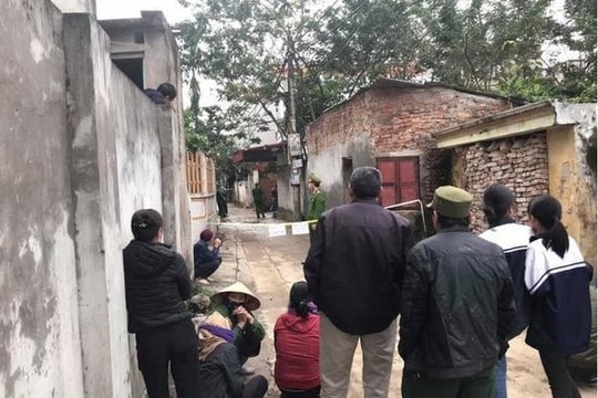 Lao vào can 2 con đánh nhau, mẹ tử vong, bố bị chém nguy kịch 