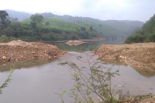 Vụ việc Doanh nghiệp tư nhân Trường Linh chặn dòng sông Hiếu: Đã khơi thông lại một phần dòng chảy!