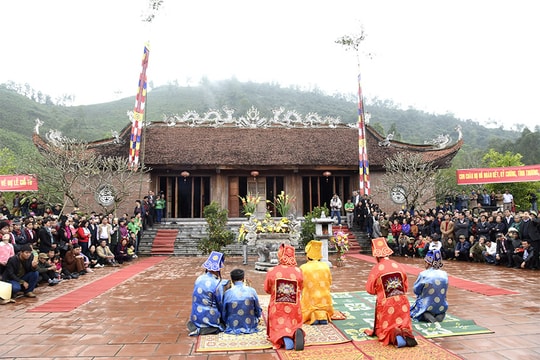 'Cả thảy được Rằm tháng Giêng'