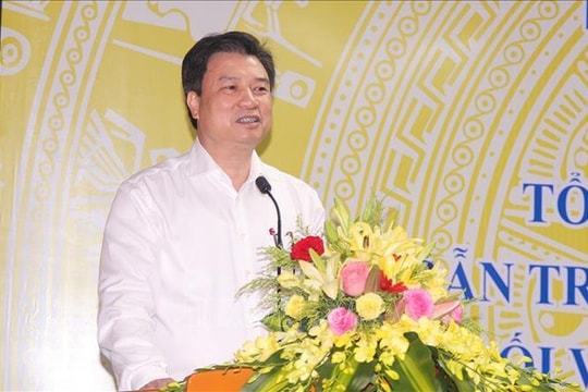 Thứ trưởng Bộ GD&ĐT đề nghị các trường lấy ý kiến phụ huynh thời điểm học sinh đi học trở lại