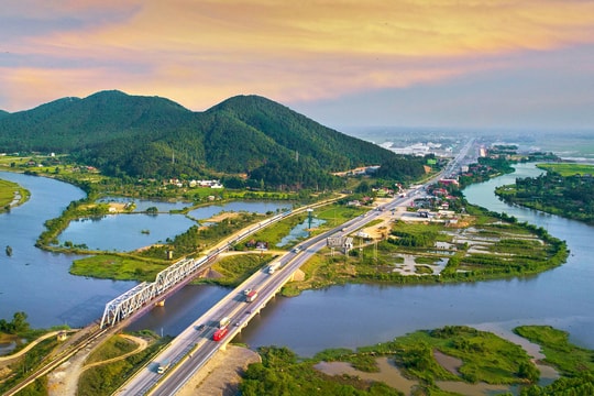 Nghệ An phát triển hạ tầng giao thông kết nối các vùng kinh tế trọng điểm