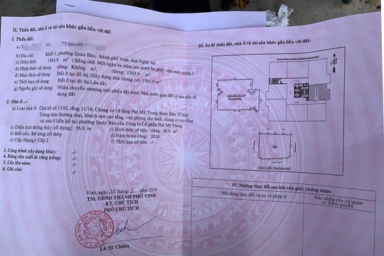 Phát hiện 'bìa đỏ' được làm giả một cách tinh vi tại thành phố Vinh