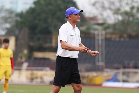 HLV Quang Trường nói gì về ‘Derby xứ Nghệ’ tại V.League 2020?