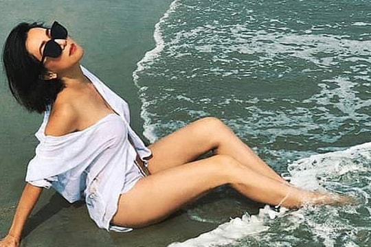 U60, MC Kỳ Duyên vẫn trẻ trung bốc lửa