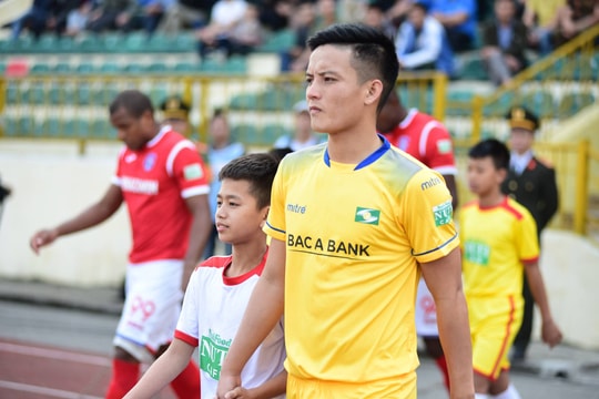 Trung vệ Hoàng Văn Khánh chính thức làm đội trưởng SLNA tại V.League 2020