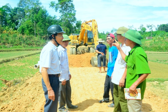 Gắn thực hiện quy chế dân chủ cơ sở với Đại hội Đảng các cấp