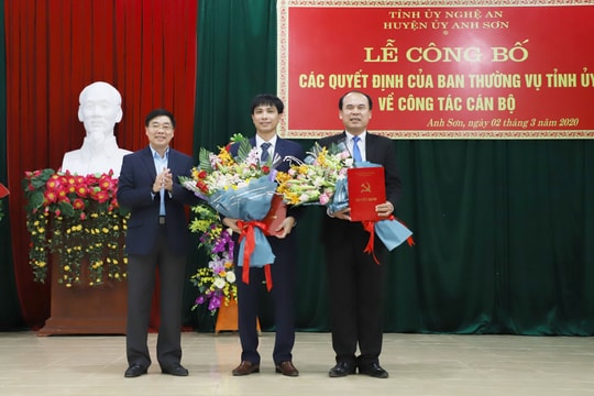Công bố quyết định Phó Bí thư Thường trực và Phó Bí thư Huyện ủy Anh Sơn