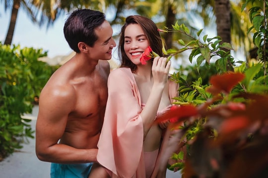 Mê mẩn với bộ ảnh ngoài biển của Hồ Ngọc Hà và Kim Lý