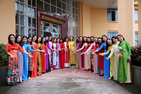 Báo Nghệ An giao lưu nhân ngày Quốc tế Phụ nữ 8/3