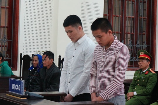 Bị đâm chết vì câu hỏi 'tại sao ngồi uống bia giữa đường'