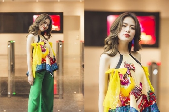  Hoàng Thùy Linh có phải 'mỹ nhân áo yếm' gợi cảm nhất showbiz Việt?