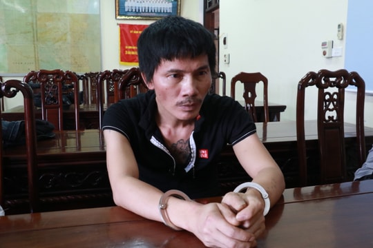 Công an Nghệ An bắt ông trùm ma túy dắt 6 khẩu súng trong nhà