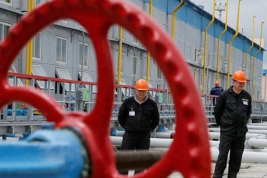 Mỹ muốn Ukraine sống bằng tiền của Nga?