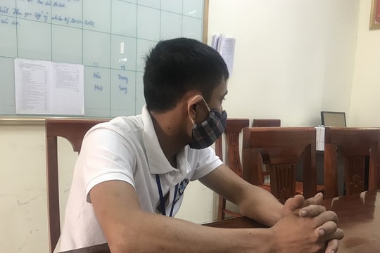 Bị phạt vì không đội mũ bảo hiểm, nam thanh niên lên mạng xúc phạm công an