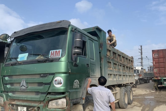 Nghệ An: Cắt hơn 50 thùng xe cơi nới trên các tuyến quốc lộ 