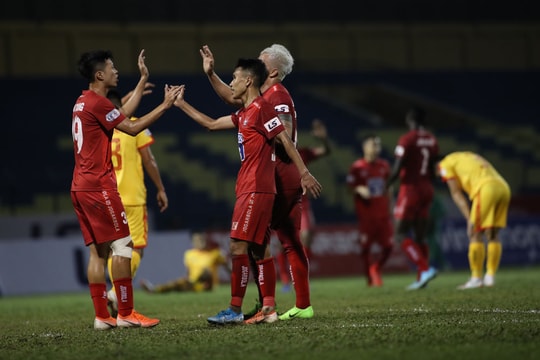 Thành quả đầu tay của cựu ‘thuyền phó’ SLNA trên cương vị mới