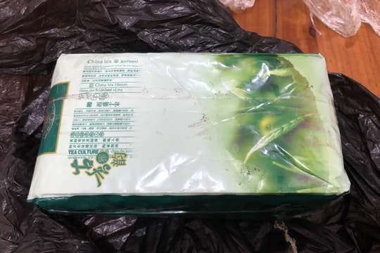 Thuê taxi mang theo 1kg ma túy từ rẻo cao về xuôi tiêu thụ