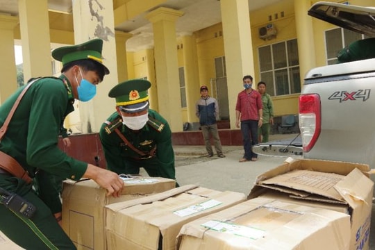 Nghệ An bắt giữ kẻ tuồn 64 ngàn khẩu trang y tế ra nước ngoài