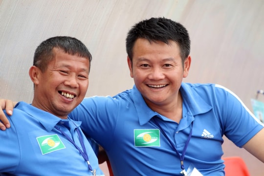 Phạm Văn Quyến làm HLV phó U17 Sông Lam Nghệ An