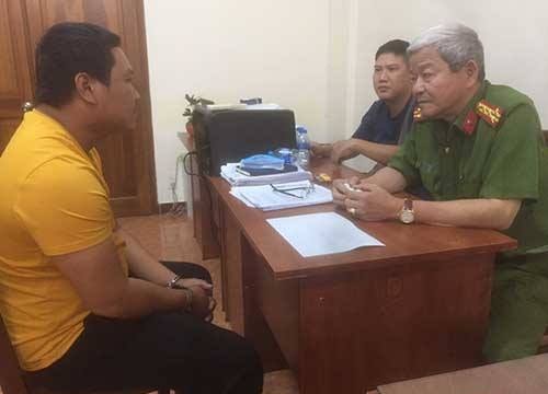 Bắt nghi can giết nhà sư và nữ phật tử trong chùa