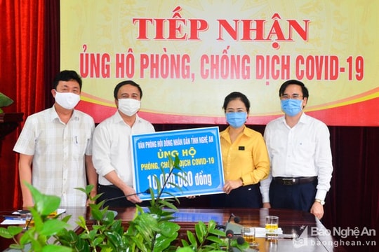 Mặt trận Tổ quốc tỉnh Nghệ An tiếp tục nhận ủng hộ phòng, chống dịch Covid -19 24/7