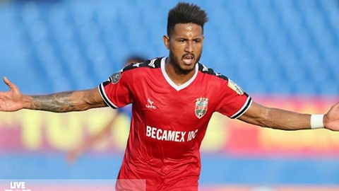 Cựu tiền đạo B. Bình Dương dương tính với Covid-19; VPF mệt mỏi tìm lối thoát cho V-League