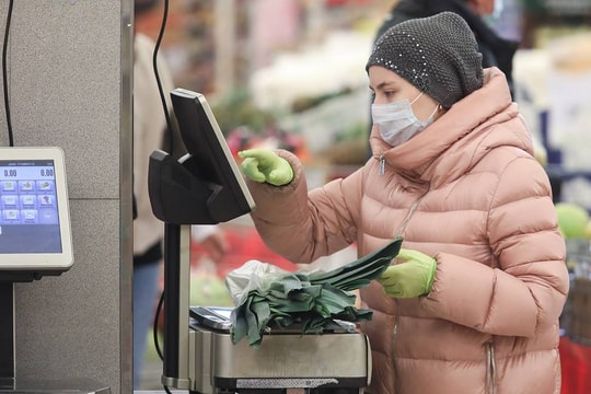 Nga thông qua danh sách 23 nhu yếu phẩm được phép kinh doanh trong thời gian cách ly vì Covid-19