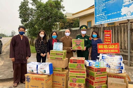 Các chùa trong tỉnh chung tay chia sẻ với các khu cách ly tập trung