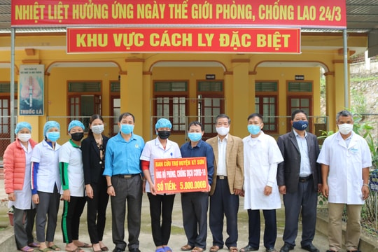 Nhiều cá nhân, tổ chức ở Nghệ An quyên góp ủng hộ phòng chống Covid-19