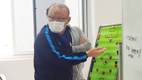 SLNA là 1 trong 2 đội Việt Nam vào Top 10 thế giới; Ông Park tính ‘khai tử’ tiền đạo cánh