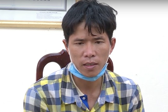 Hai người chống đối khi qua chốt kiểm dịch bị khởi tố