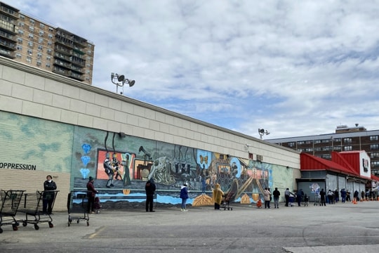 Mỹ có thể phải giãn cách xã hội đến năm 2022