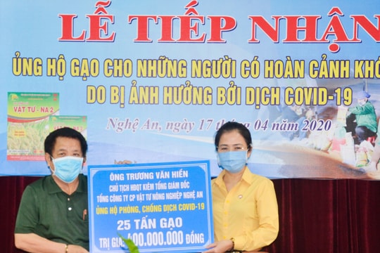 Ủy ban MTTQ tỉnh tiếp nhận ủng hộ gạo cho người dân có hoàn cảnh khó khăn