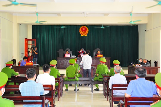 Giữ nguyên mức án 11 năm tù đối với Nguyễn Năng Tĩnh về tội tuyên truyền chống phá Nhà nước