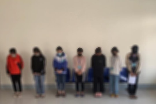 Triệu tập nhóm nữ sinh ở Nghệ An đánh bạn, quay clip đăng lên mạng xã hội